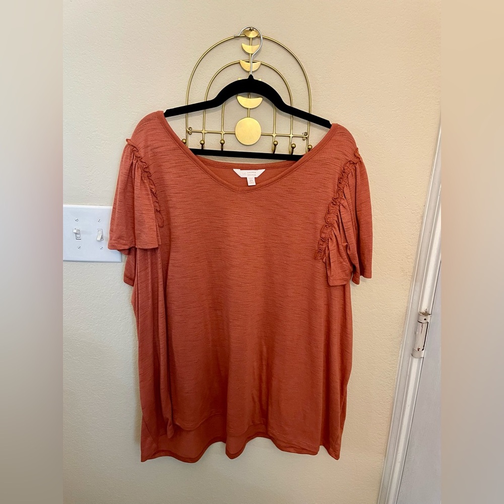 4X Lauren Conrad Flutter Sleeve Tee